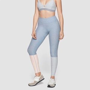 Outdoor Voices Leggings - 7/8 ankle length dipped grey and pink, compression